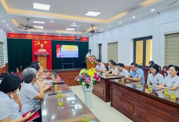 Chương trình tuyên dương, trao thưởng cho các cháu là con viên chức, người lao động Bệnh viện đỗ đại học năm 2026